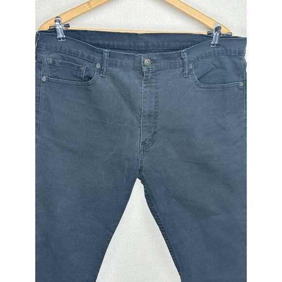 Levi's 513 Slim Straight Mens Black Jeans Size 38x30 ( Actual Size 38x25) - Picture 2 of 11